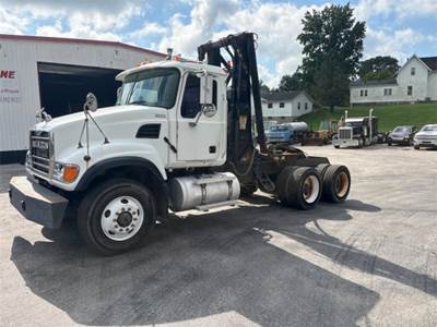 Mack CV713 CALLAHAN Day Cab Truck