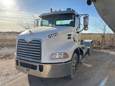 Mack CXU Day Cab Truck