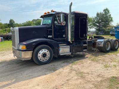 Peterbilt 377 Day Cab Truck
