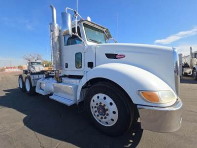 Peterbilt 386 Day Cab Truck