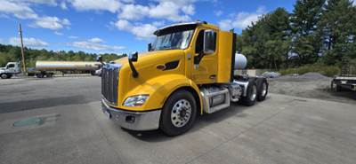 Peterbilt 579 Day Cab Truck