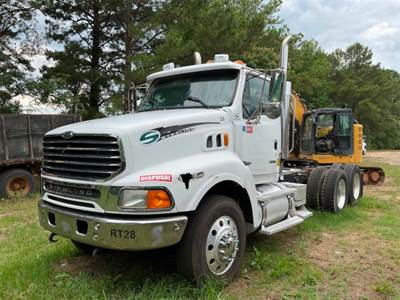 Sterling L9500 Day Cab Truck