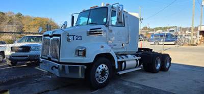 Western Star 4700SB Day Cab Truck
