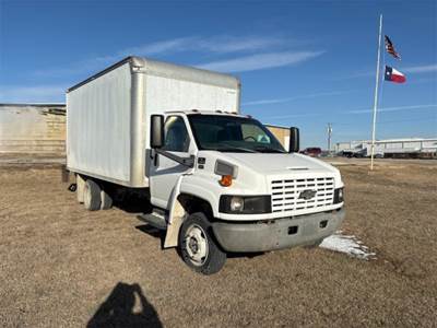 Chevrolet C4500 Box Truck