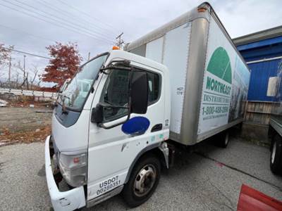 Mitsubishi FE180 Box Truck