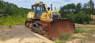 Komatsu D65EX-17 Dozer