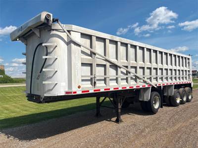 Summit Dump Trailer