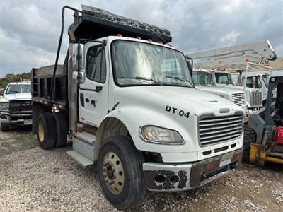 Freightliner M2106 MD 4X2 Dump Truck