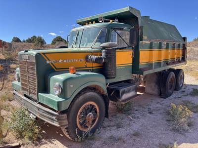 White 48642 Dump Truck