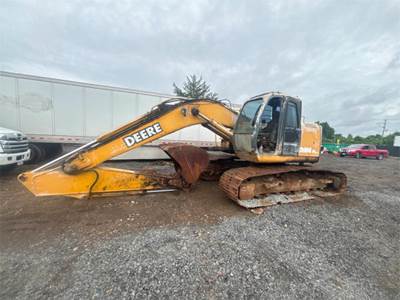 John Deere 225C LC RTS Excavator