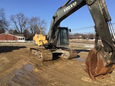 Volvo EC220D Excavator
