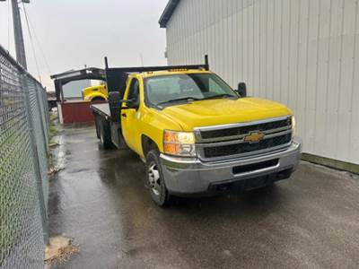 Chevrolet Silverado Flatbed Dump Truck