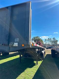 Clark CCFBT Flatbed Trailer