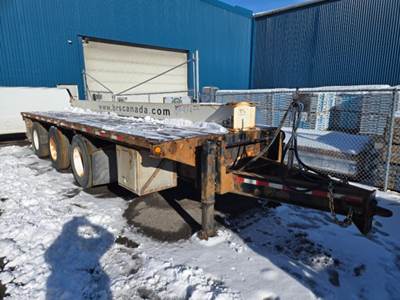 Manac 703281000 Flatbed Trailer