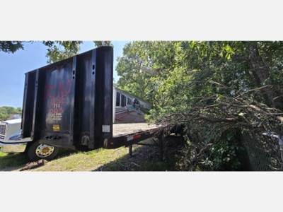 Pitts Trailers 44U Flatbed Trailer