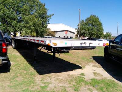 Transcraft Eagle II Flatbed Trailer