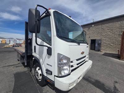 Chevrolet 3500HD Flatbed Truck