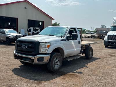 Ford F-250 Flatbed Truck