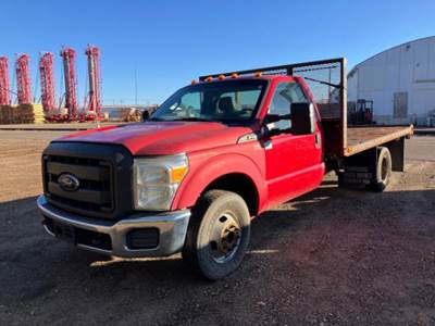 Ford F-350 Flatbed Truck