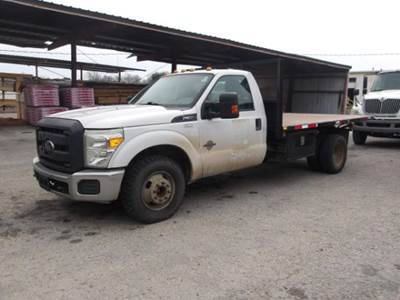 Ford F-350 Flatbed Truck
