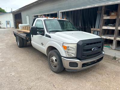 Ford F-350 Flatbed Truck