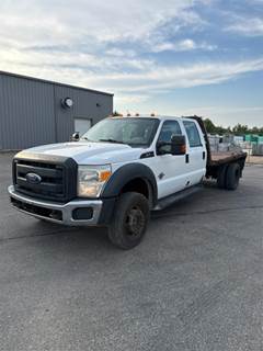 Ford F-350 Flatbed Truck