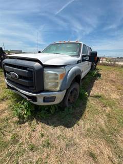 Ford F-450 Flatbed Truck