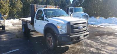 Ford F-550 Flatbed Truck