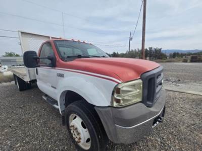 Ford F-550 Flatbed Truck
