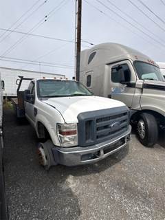 Ford F-550 Flatbed Truck