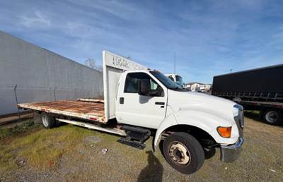 Ford F-650 Flatbed Truck