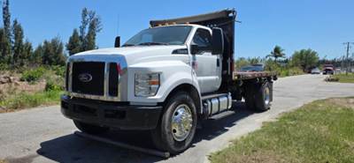 Ford F-750 Flatbed Truck