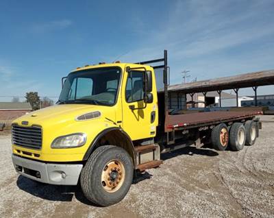 Freightliner M2 106 Flatbed Truck