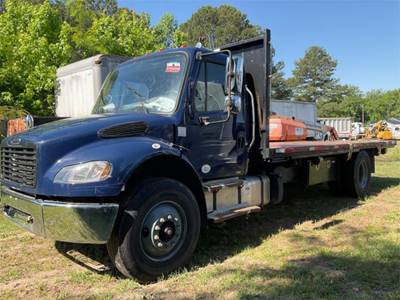 Freightliner M2 106 Flatbed Truck