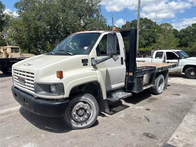 GMC C4C042 MEDIUM DUTY Flatbed Truck