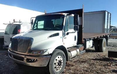 International 4300 Flatbed Truck