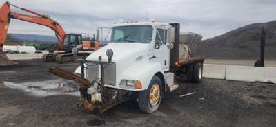 Kenworth T300 Flatbed Truck