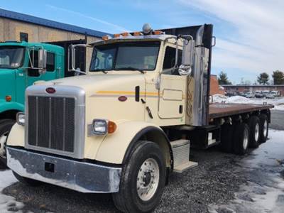 Peterbilt 357 Flatbed Truck