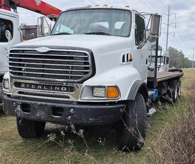 Sterling LT9513 Flatbed Truck
