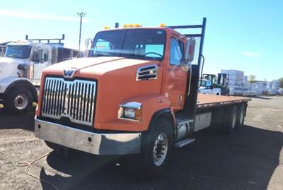 Western Star 4700 6x4 Flatbed Truck