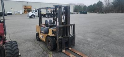 Caterpillar DP30 Forklift