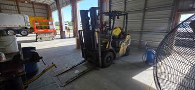 Caterpillar GP25N5 Forklift