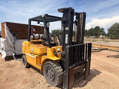 Caterpillar GP40K-LP Forklift