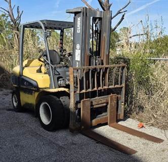Clark C45 Forklift