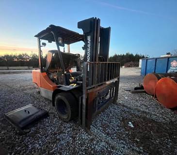 Doosan D55C-7 Forklift
