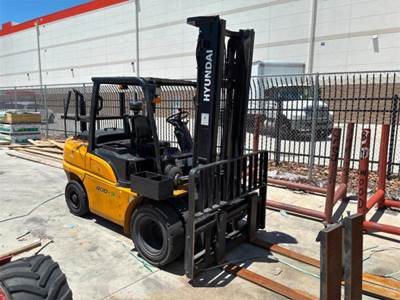 Hyundai 40D-9E Forklift