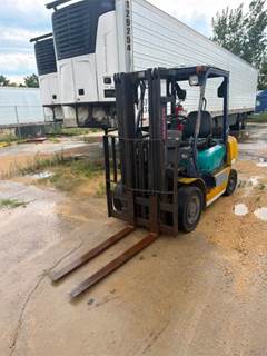 Komatsu FG25C-12 Forklift