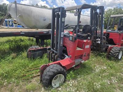 Moffett M50 Forklift