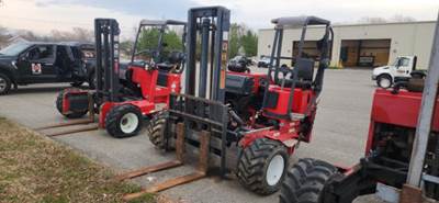 Moffett M5000 Forklift