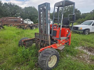 Moffett M5000 Forklift